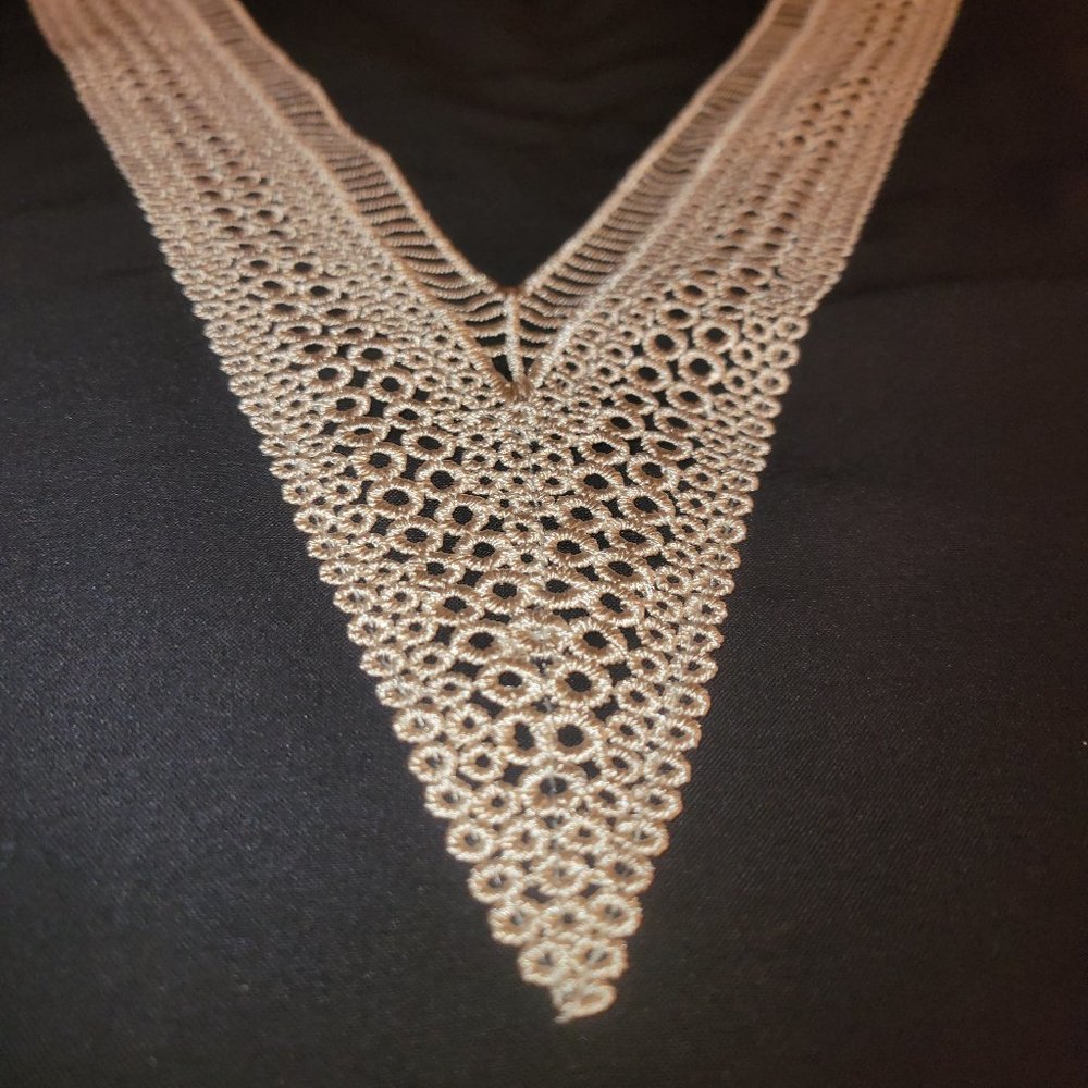 XL SHEIN SLEEVELESS BLOUSE